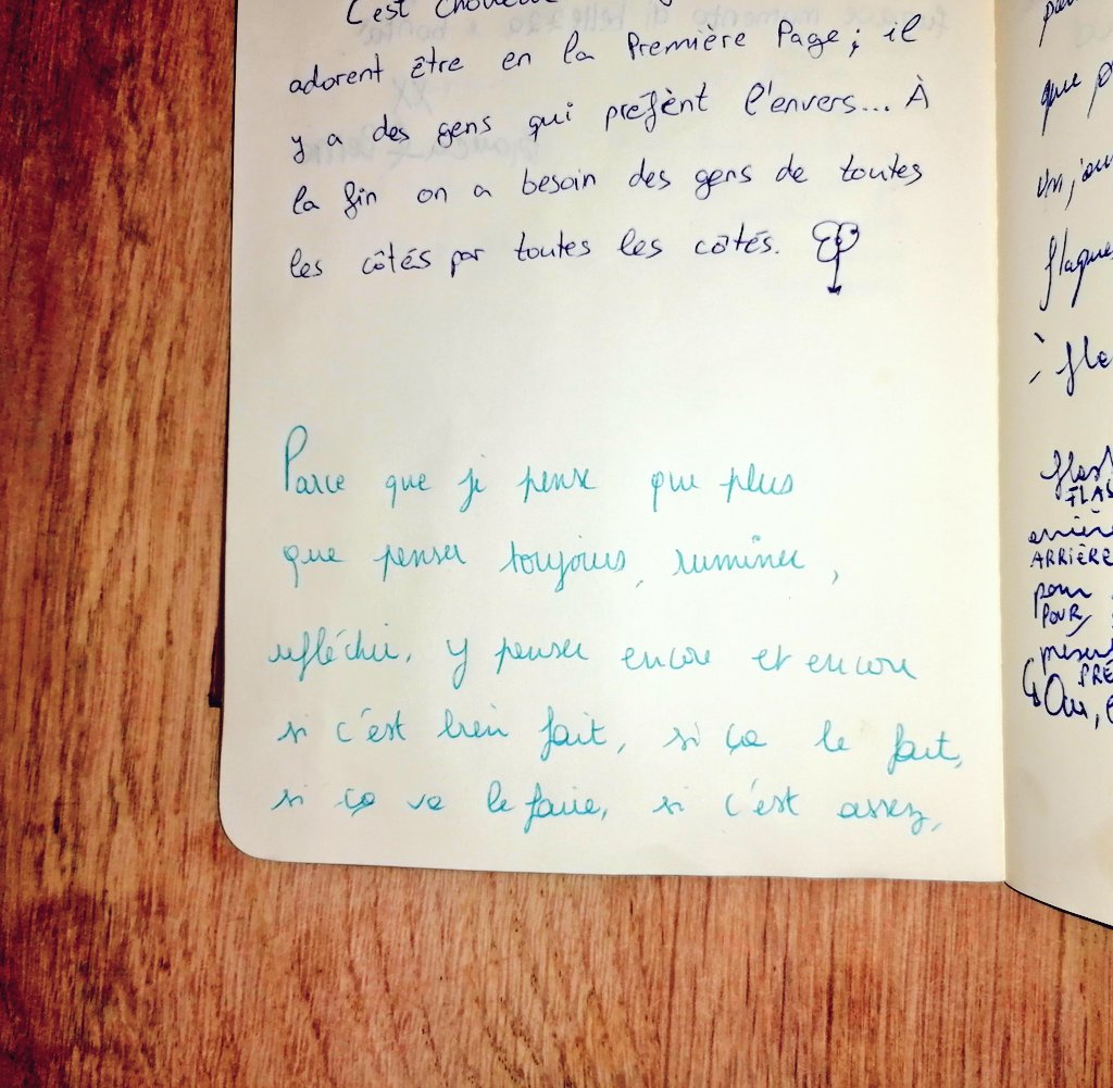 brusselsdiaries's tweet photo. Ici on continue avec des histoires qui s'entrelacent. Merci.
<<Je t'aime
Je m'aime>>
 #brusselsdiaries #Brussels
#Bruxellesmabelle #poesie https://t.co/QpKzjOxFQE