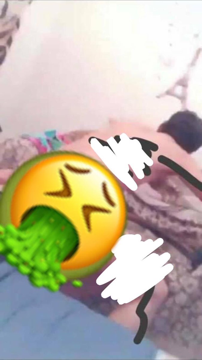 Changa Vlogs on X: Resulta que el esposo de Aimep3 (Dado) se cogió a un  wey EN LA SALA DE SU PROPIA ESPOSA! 😱😷 t.coAu9YRUqPhB  X