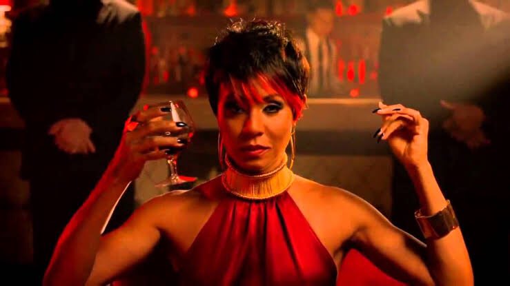 10 | FISH MOONEY from “GOTHAM”i still have to continue this show, i stopped watching when i was about ? 10/11yo??? anyways ! jada pinkett smith ur so hot 