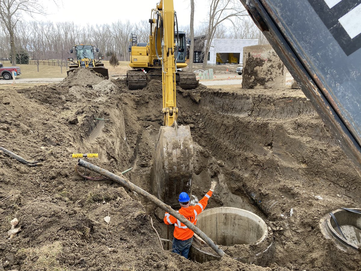 RpConstructors's tweet photo. Work we have been completing this spring to damaged infrastructure from the 2019 Missouri River Floods. These are storm sewer pipes/lift stations that have settled adjacent to the Missouri River. Contact us today at info@rpconstructors.com for more information. https://t.co/HdUBGsbGXH