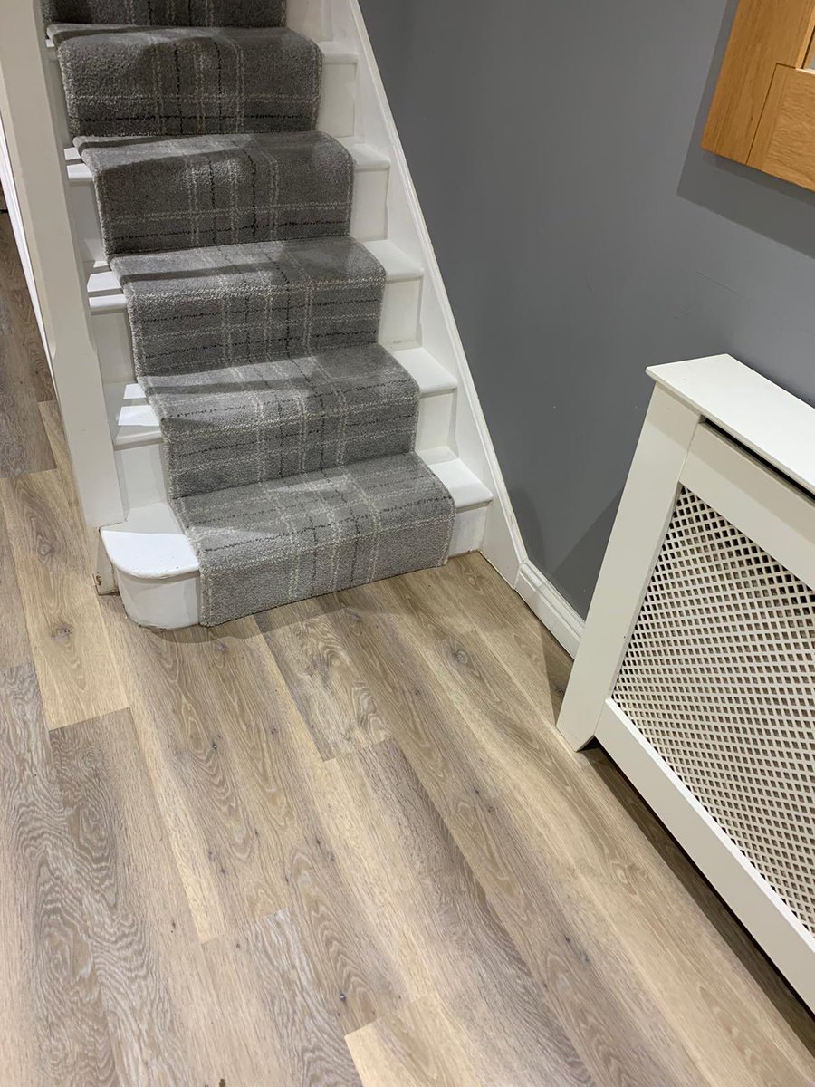 Shinnflooring's tweet photo. Want a new look for your home? 

These stunning karndean floors were recently installed by our fitters. Contact us to start your transformation on 07810 540051 https://t.co/nvE9PF5uSh
