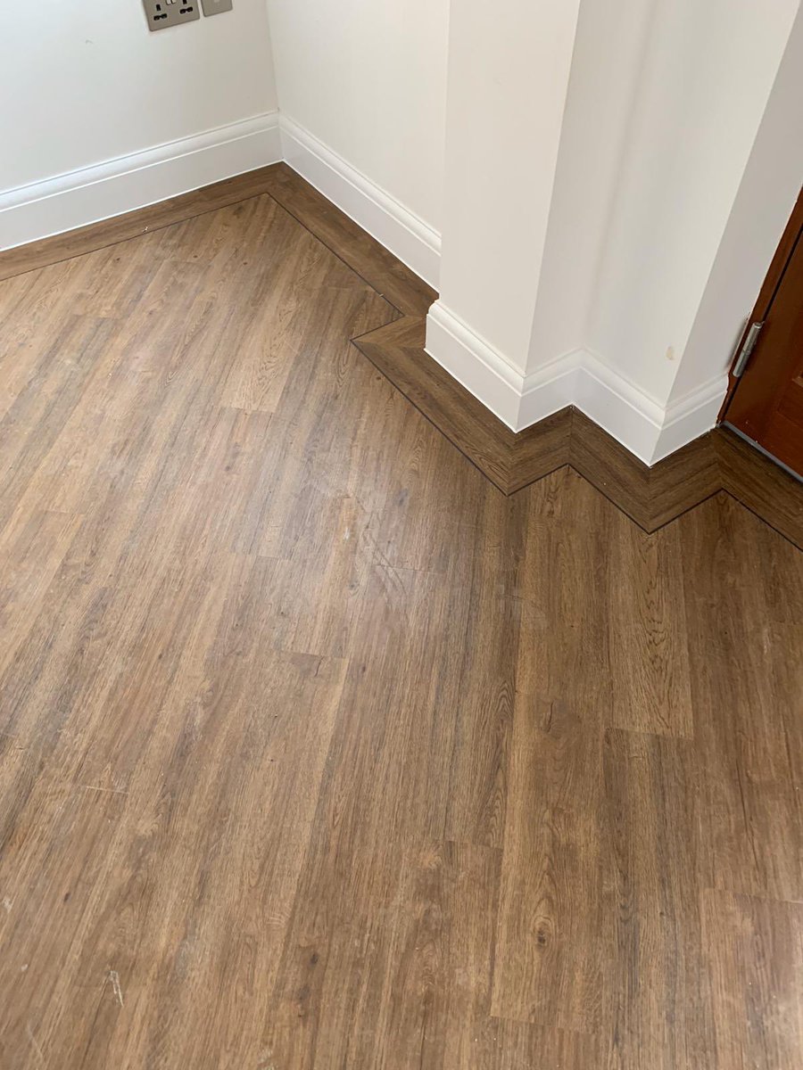 Shinnflooring's tweet photo. Want a new look for your home? 

These stunning karndean floors were recently installed by our fitters. Contact us to start your transformation on 07810 540051 https://t.co/nvE9PF5uSh