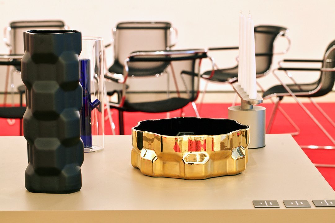 Designed by Philippe Bestenheider, the gear vases from <a href="/driade_it/">Driade</a> shown here featured in the "Souvenir d'Italia" exhibition at #IMADElondon.⁣
⁣
Applications are now open for 2020 I-MADE exhibitors: i-made.co.uk
⁣
📷 @maxipolles