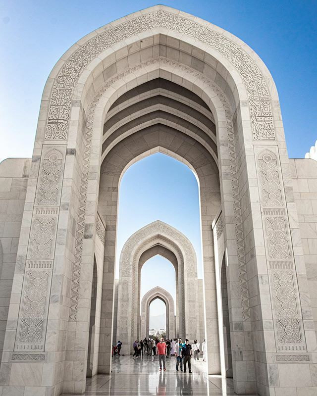 carnetsdeyann's tweet photo. Looking back at the grandiose Sultan Qaboos Mosque and to its stunning marble architecture! 🕌 ✨✨✨
.
.
.
#travelgram #oman #muscat #mascate #loves_oman #ig_oman #omantravel #travelblogger #summervibes #mosque #sunset #sunsets #mosque #sultan  #bluesky… https://t.co/n3suSpBuoz https://t.co/D3rijPjikH