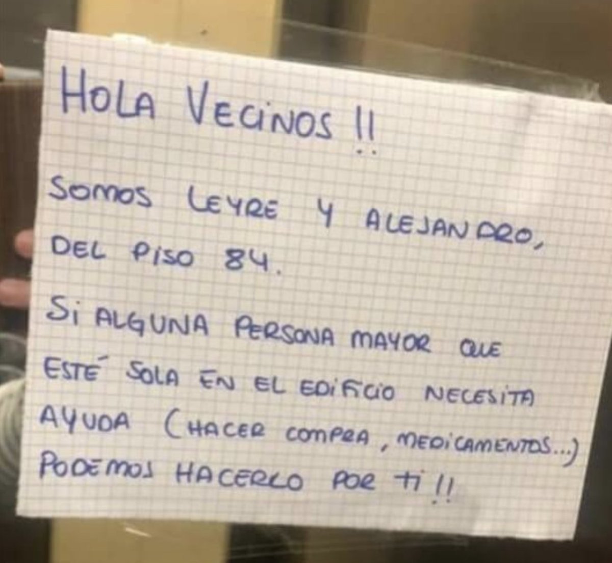 Ciudadanoscmex's tweet photo. En estos tiempos necesitaremos estas muestras de solidaridad. Comuniquémonos con nuestros vecinos y parientes de edad avanzada y ayudemos en lo posible. #MexicoSeQuedaEnCasa #COVIDー19 https://t.co/NcCGwdoOFL
