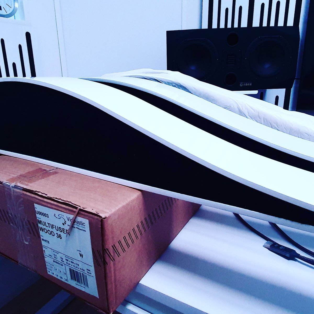 jandevice's tweet image. STUDIO UPDATE 3.0
3 Days to destination
#jandevice #studioupdate #deerflowstudio #deerflowrecordings #edmstudio #electricdada #germany #vicoustic #dj #djtop100 #tonstudio #michaschrodt #tbt #tbt❤️ #love #peace #silence #freedom #playroom #beats #musician #artist #deephouse