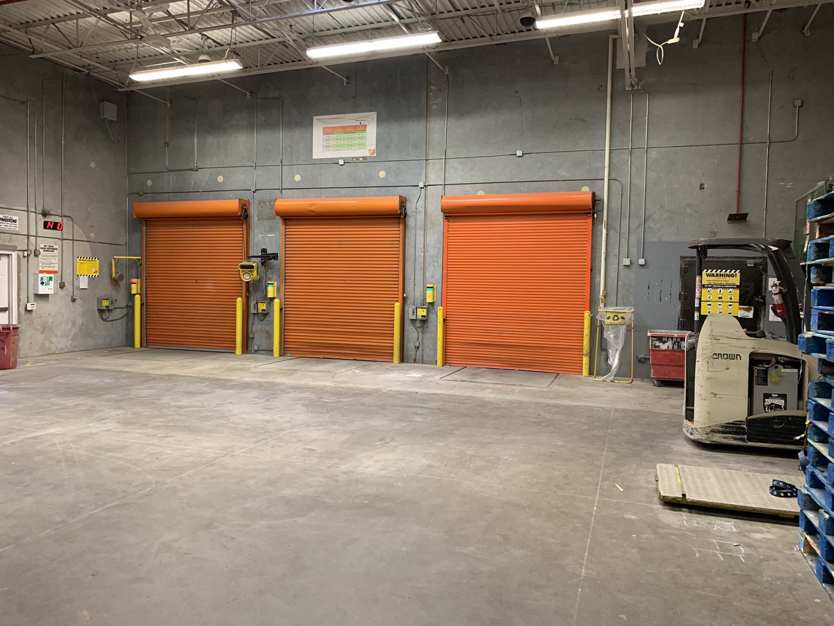HDLance's tweet photo. 8418 Four Points receiving department clean, empty and ready for another MONSTER sales week starting Monday!@ericbernal01 @josh_mayou https://t.co/wphSlZwrV5