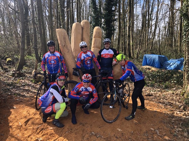 VC_Deal's tweet photo. @VC_Deal riders took part in the Ronde Van East Kent today
.
.
.
.
#propercycling #bigdayout
#ronde #eastkent #dealcycling #cyclingclub #teamvcdeal #cafestop
Thanks to @LaVieEnVelo 👌🏻 https://t.co/2Oaw9xROgB