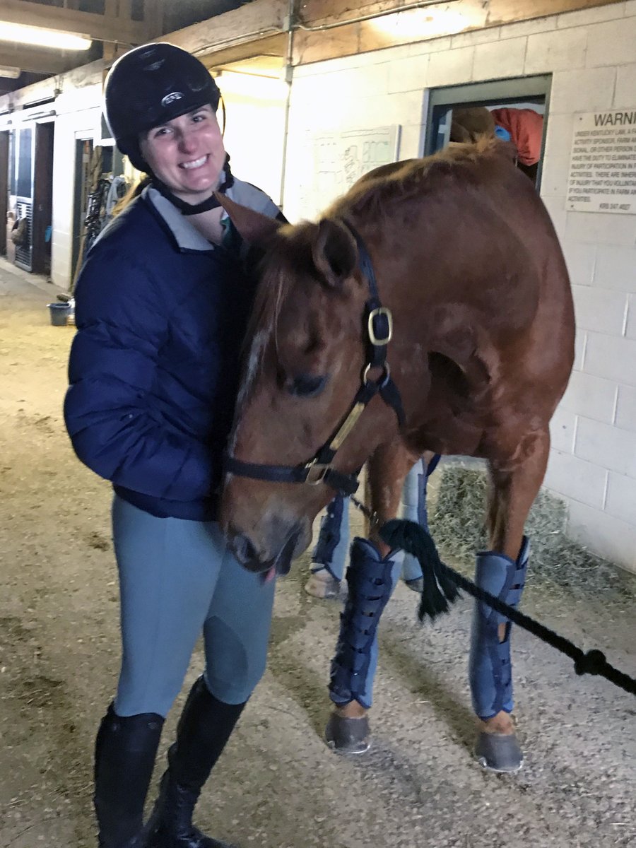 SecretariatCen1's tweet photo. An extra special part of this adoption is that Kate Feld, who along with her husband Sean donated Froggie to the Secretariat Center, was able to be present yesterday to meet Jeff and wish Froggie all the best in his new home ๐#OTTB #AdoptDontShop #RideARacehorse #TeamMMSC https://t.co/4FXXm1br4W