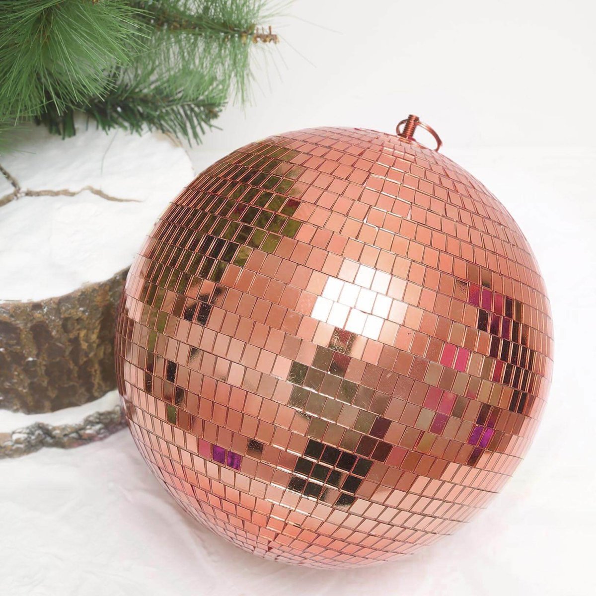 TableclothsF's tweet photo. 🔥 New Product Showcase! 🔥Covered impeccably with tons of shiny reflecting glass mirror pieces, our Groovy Glass Mirror Disco Ball will transform any space into a groovy dance floor! #tableclothsfactory #ShopNow
➡️ Check Them Out Here! - https://t.co/CjA6aaesMu https://t.co/kuF2sGH2xv