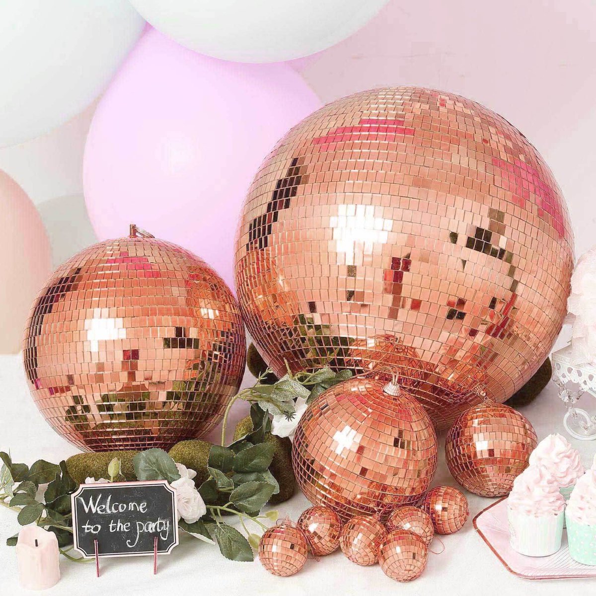 TableclothsF's tweet photo. 🔥 New Product Showcase! 🔥Covered impeccably with tons of shiny reflecting glass mirror pieces, our Groovy Glass Mirror Disco Ball will transform any space into a groovy dance floor! #tableclothsfactory #ShopNow
➡️ Check Them Out Here! - https://t.co/CjA6aaesMu https://t.co/kuF2sGH2xv