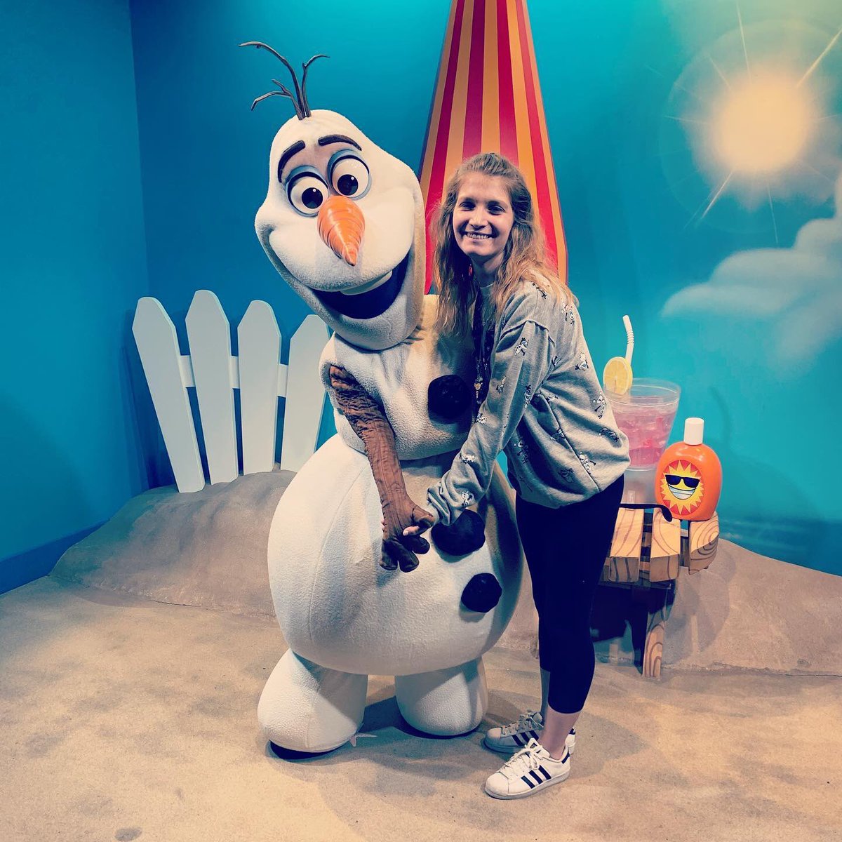 HeyBailss's tweet photo. You can’t see it, but I’m sick. Everyday. Take care of us immunosuppressants. We need your help now more than ever. #HighRiskCovid19 https://t.co/Vzdv3y4Nfj