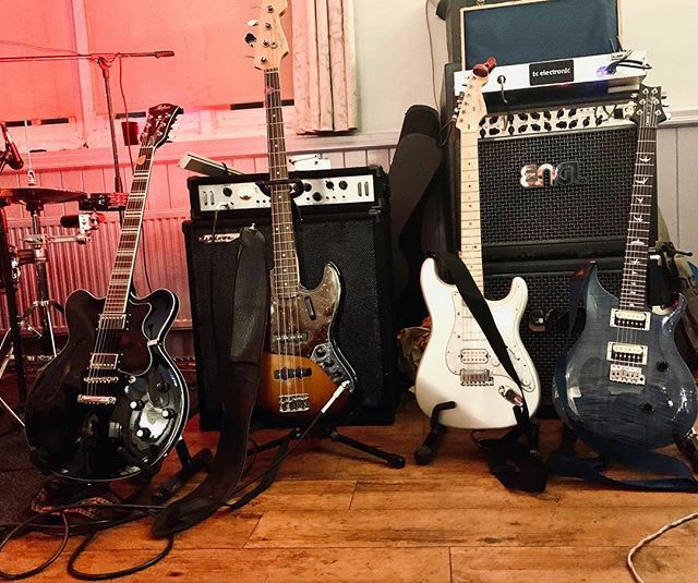 ConCurtisPhoto's tweet photo. Ready to gig. #livemusic #guitars #gibson #prsguitars #music #photographyReady to gig. #livemusic #guitars #gibson #prsguitars #music #photography https://t.co/GRGr0ojgtD