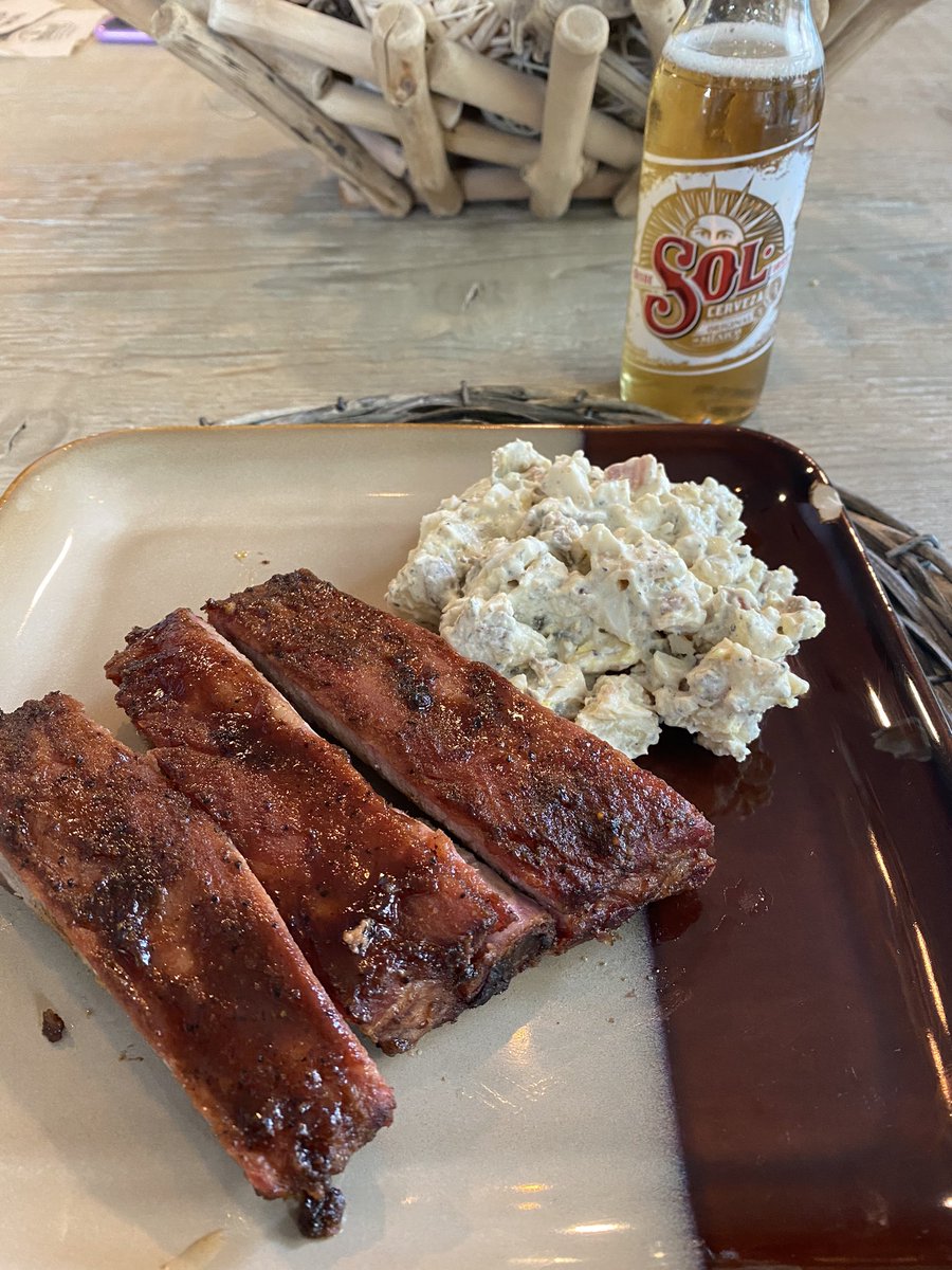 Aggs03's tweet photo. Annnnnnnnnnnd dinner is served! #BBQLyfe #PorkRibs #PotatoSalad #Sol https://t.co/P5GF1k7QDj