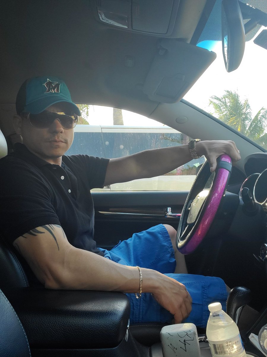 On my way to the studio! #recordingstudio #recordingstudios #miamiartist #trapeton #regaetton #hiphop #hiphopmusic #hiphopartist #hiphopbeats #hiphoplife #hiphopjunkie #hiphopculture #hiphopnation #rap #music #artist #instagood #trap #follow #photography #rapper #producer #lit