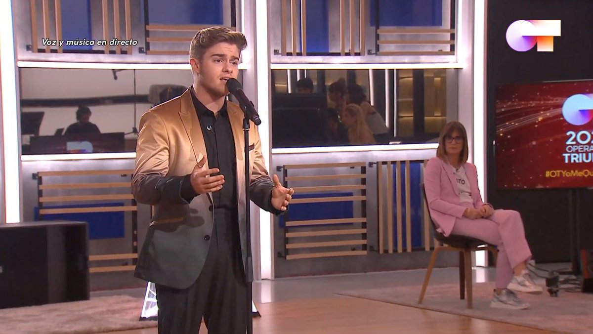 OT_Oficial's tweet photo. 🎵 @SoyGerardOT2020 nos interpreta "SOMEONE YOU LOVED", un tema original de @LewisCapaldi con @laurandrespiano al piano 🎹❤️ Si te ha gustado su versión, ya la tienes disponible en las principales plataformas 👉 https://t.co/uCg9bYxabg #OTYoMeQuedoEnCasa https://t.co/vP2UwwNXUI