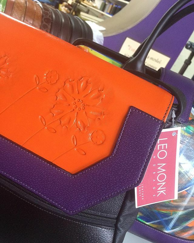 leomonkofficial's tweet photo. The CARLA featuring hand carving🌈 If you see something you like on a post that isn’t available on our online store please DM and we can post it out to you. That’s the beauty of one of a kind pieces👌#justone #madeinaustralia #orangeandpurple #handcarv… https://t.co/au74hFYcRk https://t.co/2b3AZDNPJ3