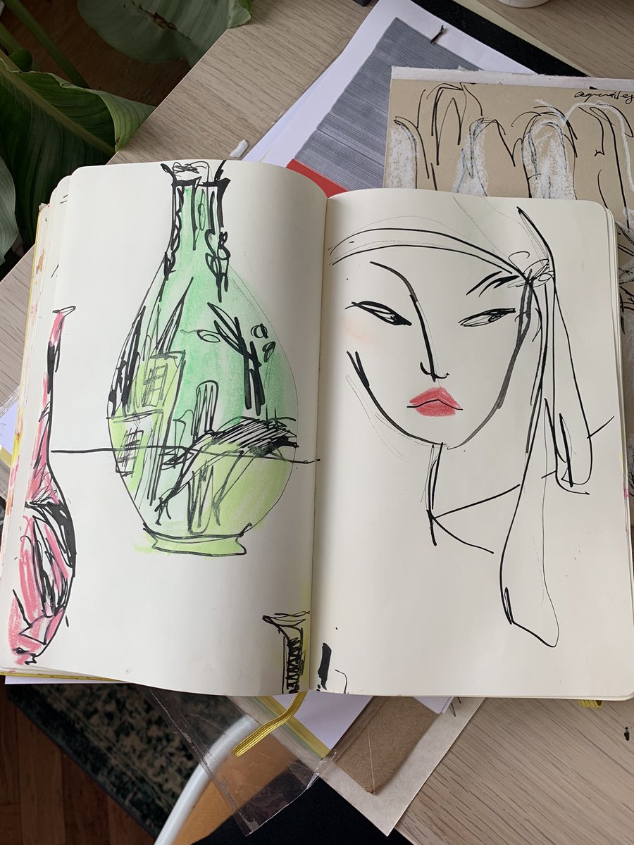 anjelicaroselyn's tweet photo. Sketchbooks https://t.co/14Skbhd4jJ