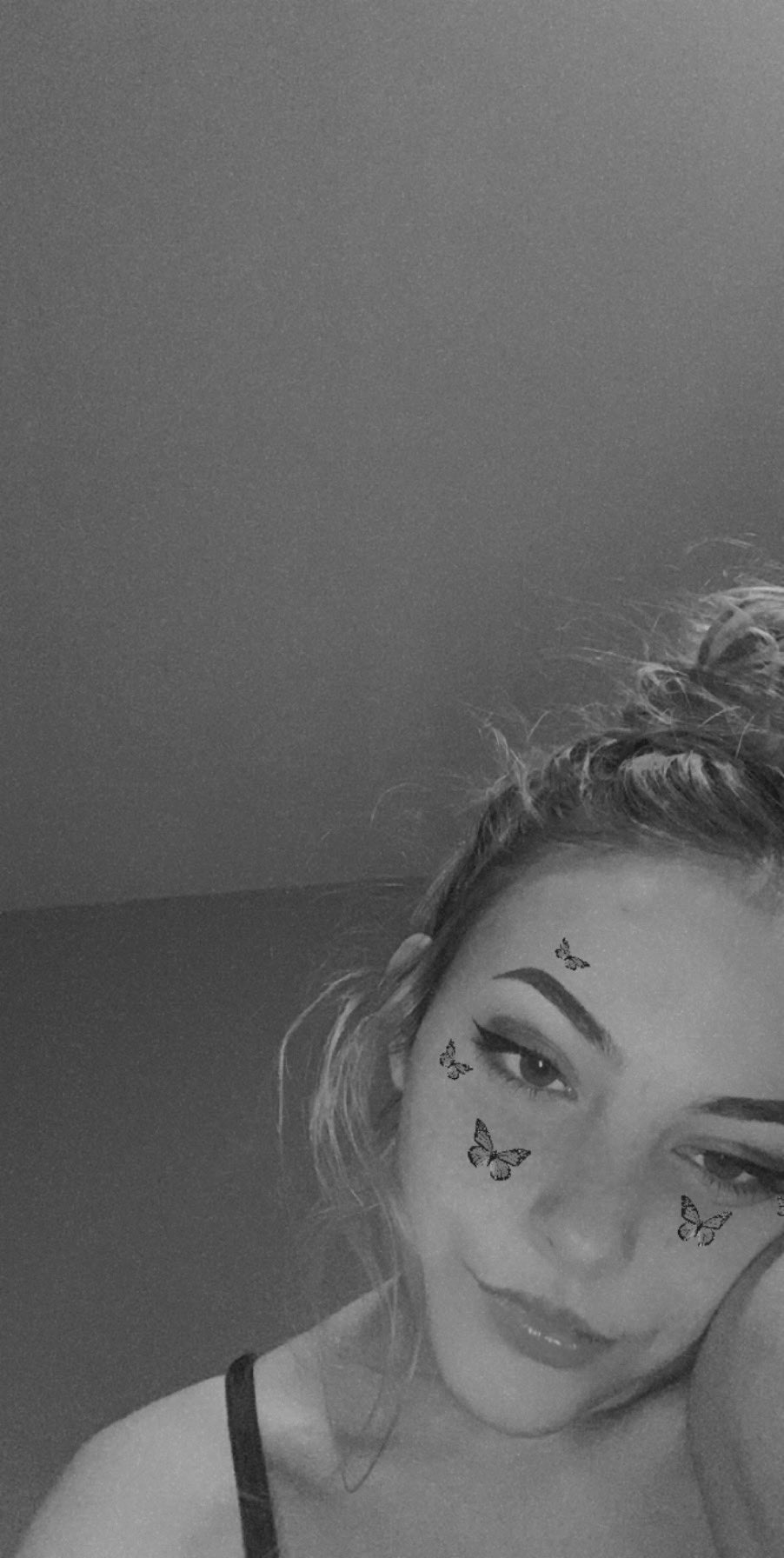 𝒃𝒉𝒂𝒎𝒃𝒊𝒆𝒍𝒚𝒏𝒏 🌙 on Twitter: "i just need one moment, so baby, keep your