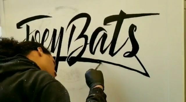 JoeyBatsCafe's tweet photo. Check out this hyperlapse video by @artmandan while painting the logo on the counter at my new location on 46th st and 5th ave in midtown NYC.

#joeybatsnyc #joeybatscafe #nyc #midtownnyc #lesnyc #pastéisdenata #pastries #hyperlapse #portugal🇵🇹 https://t.co/kAuoXeZRoA https://t.co/L2Y5N7b3Qv
