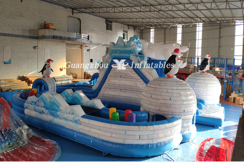 LauraLuo19's tweet photo. #Polar #bear #funcity https://t.co/IF0KaftTFU