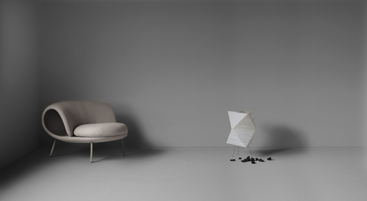 dexigner's tweet photo. Offecct has debuted Maki chair, featuring a strong and iconic shape that stands out in every room and at the same time a flexible and social team player designed to be combined in different formations. https://t.co/2ud0yqfbIj
#FurnitureDesign #Offecct
Photography: Offecct https://t.co/newwxRwPrX