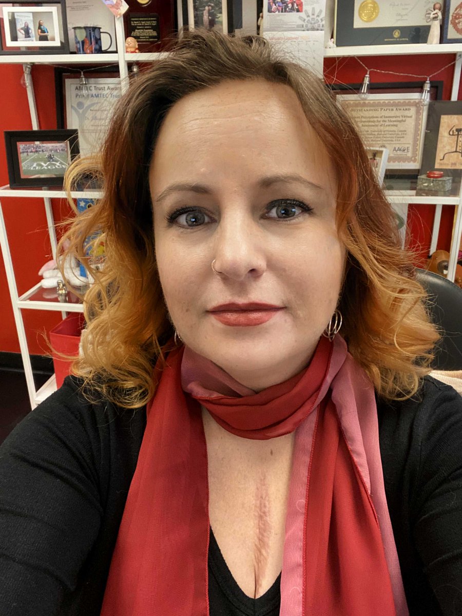 jilliannec's tweet photo. My name is Jillianne and I am #HighRiskCovid19 I have had two heart transplants and am immune compromised. My last cold lasted a month. I am a professor @UBC and co-founder @HeartLifeCanada #COVID19 is life or death. I don't want to die. #SocialDistancing https://t.co/DAyda4cq9K https://t.co/luPcGwEXhH