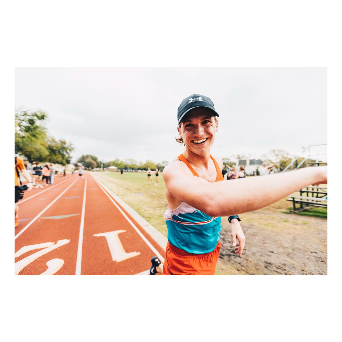 evanluecke's tweet photo. Forever asking myself the question why I ran so far? https://t.co/e30dWqpYLW