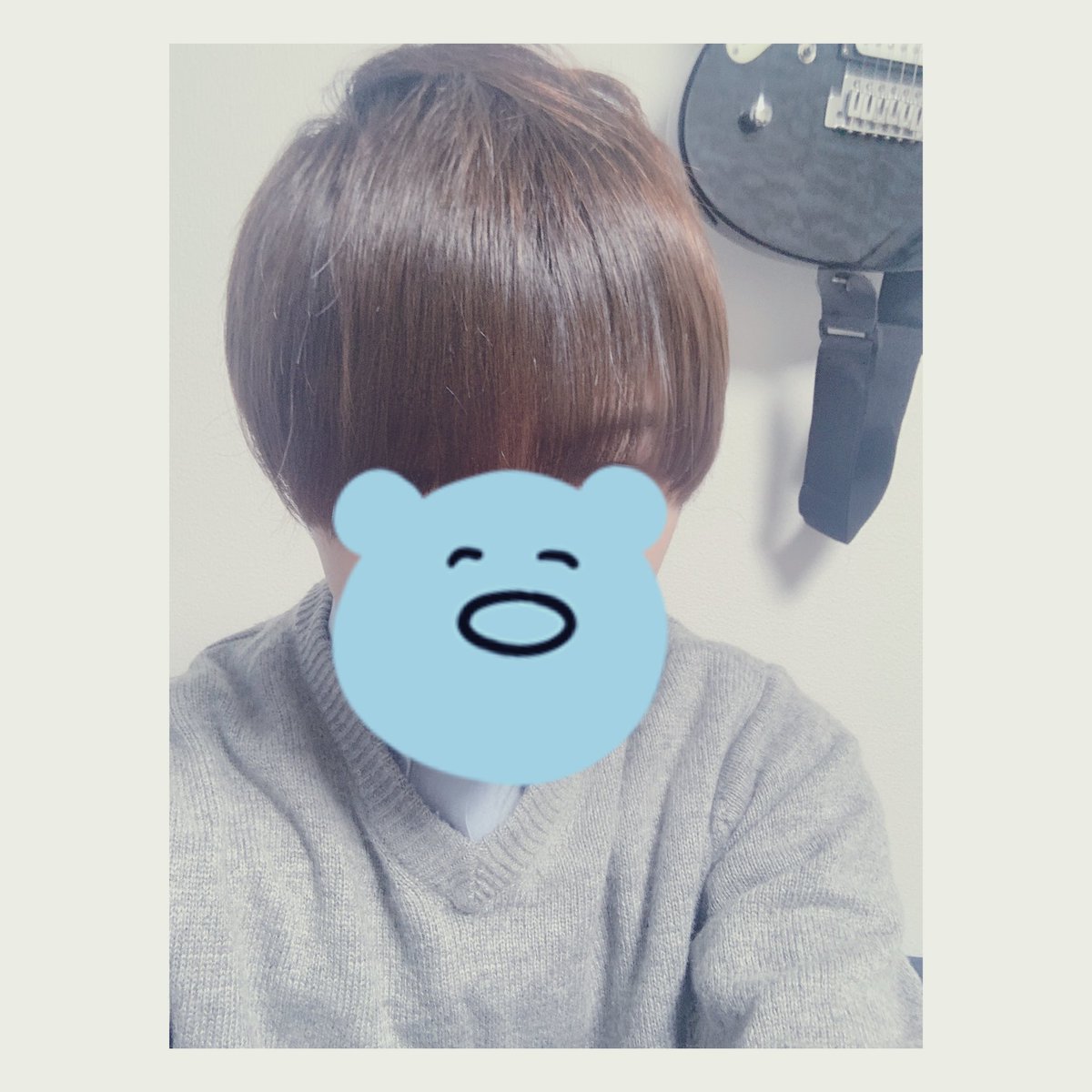 あると No Twitter アイロンで伸ばして見たら 髪めっちゃ長くなってた そして改めて見たら めっちゃ茶髪 もう仕事しててなにも言われないから バリバリ染めてくスタイルで行こうかな笑 まずは髪切りまーす