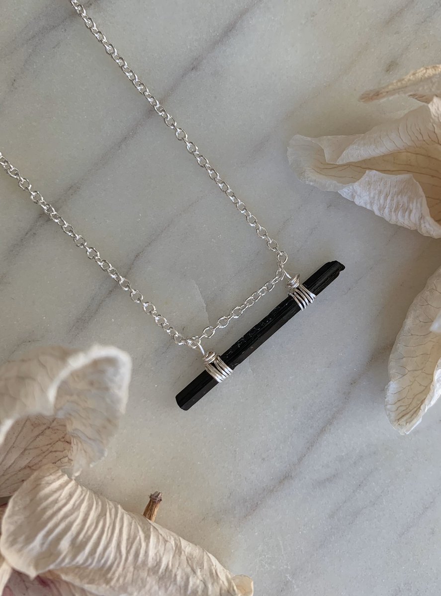 MerakiLotus's tweet photo. New Aegirine necklace in stock! 
https://t.co/0XVXF2Hiem
#aegirine #aegirinejewery #emfprotection #ProtectYourself #protectyourenergy #wrappedcrystals #crystalhealing #stayinandshop #treatyourself #GiftsWithLove #etsy #handmadejewelry #handmadegifts #stressrelief #reiki https://t.co/vFbdOvKoyA
