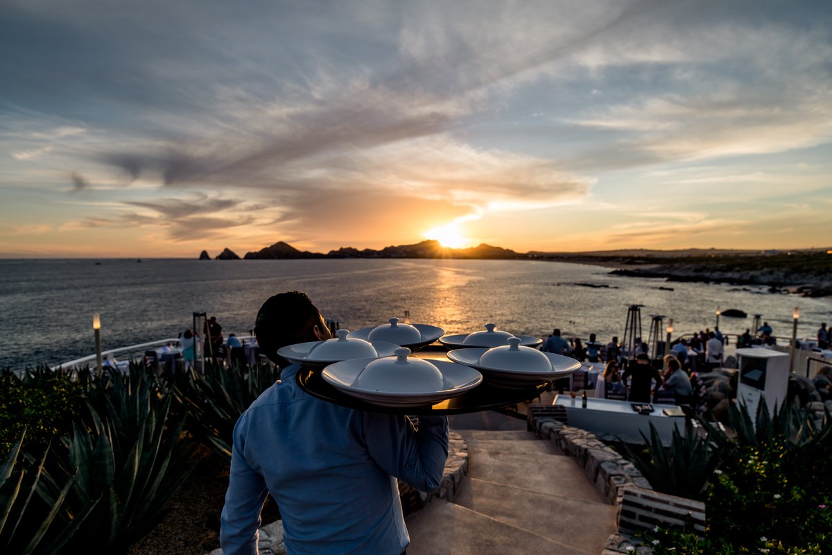 Sunset Monalisa tweet media