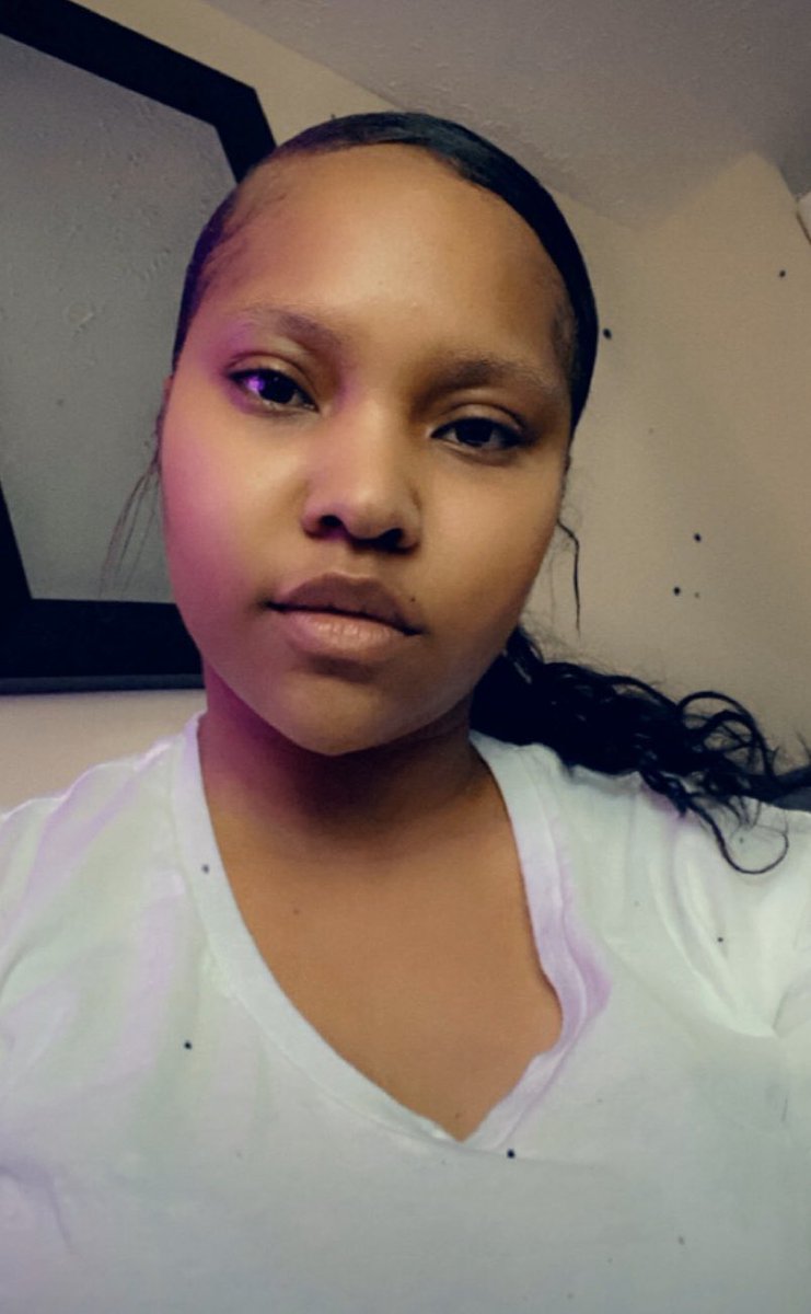12roundsss's tweet photo. She got the cutest face 😍🃏 https://t.co/bT1rBdp2Wb