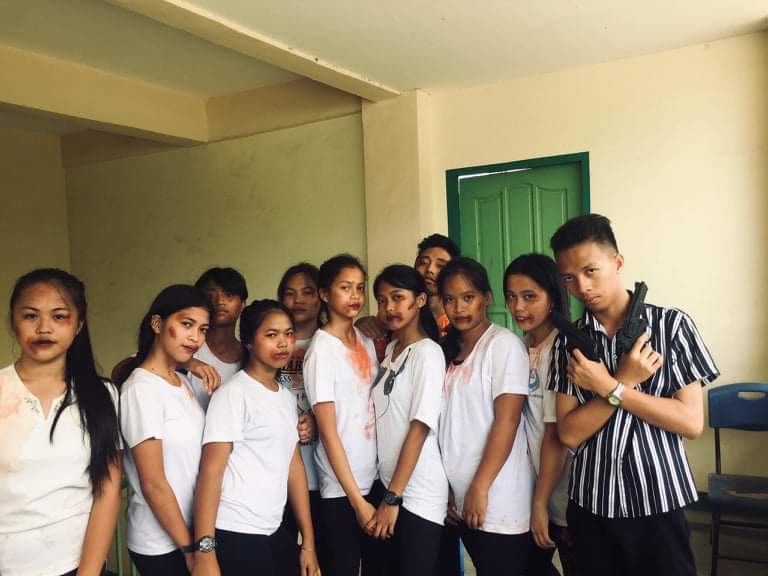 reyes_rechell's tweet photo. Anyari sa inyu mga sis? HAHAHAHA
#forthegrades https://t.co/om047W5544