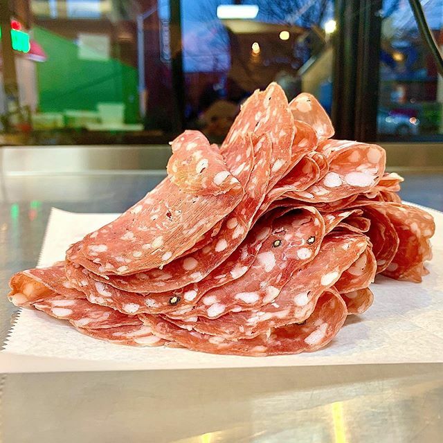 PizzadiJoey's tweet photo. @boarshead_official sopressata! Sliced perfectly for our Supreme Italian Sub.
.
#wedothisforreal .
.
#oftenimitatedneverduplicated .
.
.
#sopressata #boarshead #coldcuts #provisions #yummy #delicious #bestfood #pizza #bestpizza #sub #italiansub #bestmeat #italyfoodporn #ital… https://t.co/Ik1QbHzcgV