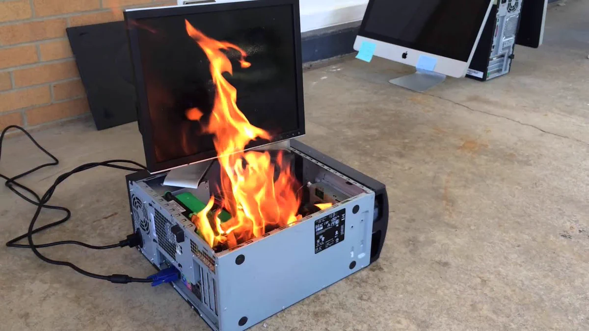 ゲーミングPCはもう古い？今の時代はバーニングPCwww