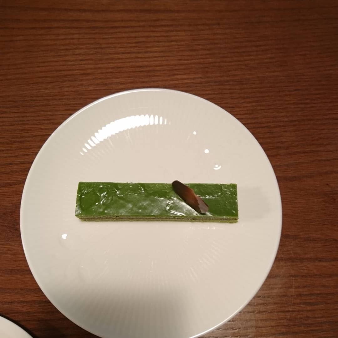 amakusa1gin's tweet photo. 先日の #鎌倉散歩 #Ycafe にて #抹茶オペラ と #アーモンドとキャロットのケーキ をいただく。 抹茶とあんこのバランスがよく食べやすい 素朴かつ旨味のたるケーキがたまらん(^ω^) 今回もおいしくいただいた
#鎌倉 #kamakura #ユカフェ #cafe #古民家カフェ #ケーキ #cake #delicious #6周年 https://t.co/EBy58w0VhE