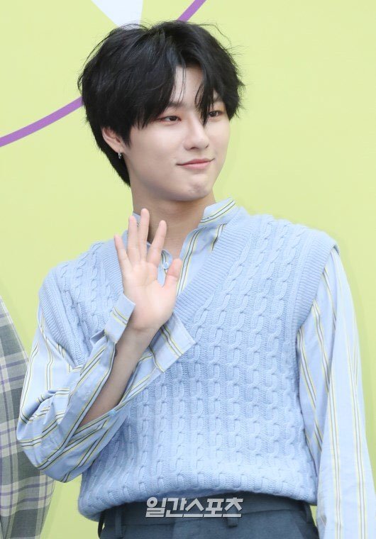 Cho Seungyoun has donated 100 million won worth of hand sanitizer to Daegu in conjunction with Cledbel

The hand sanitizer will be distributed to those who need in in Daegu

news.naver.com/main/read.nhn?…