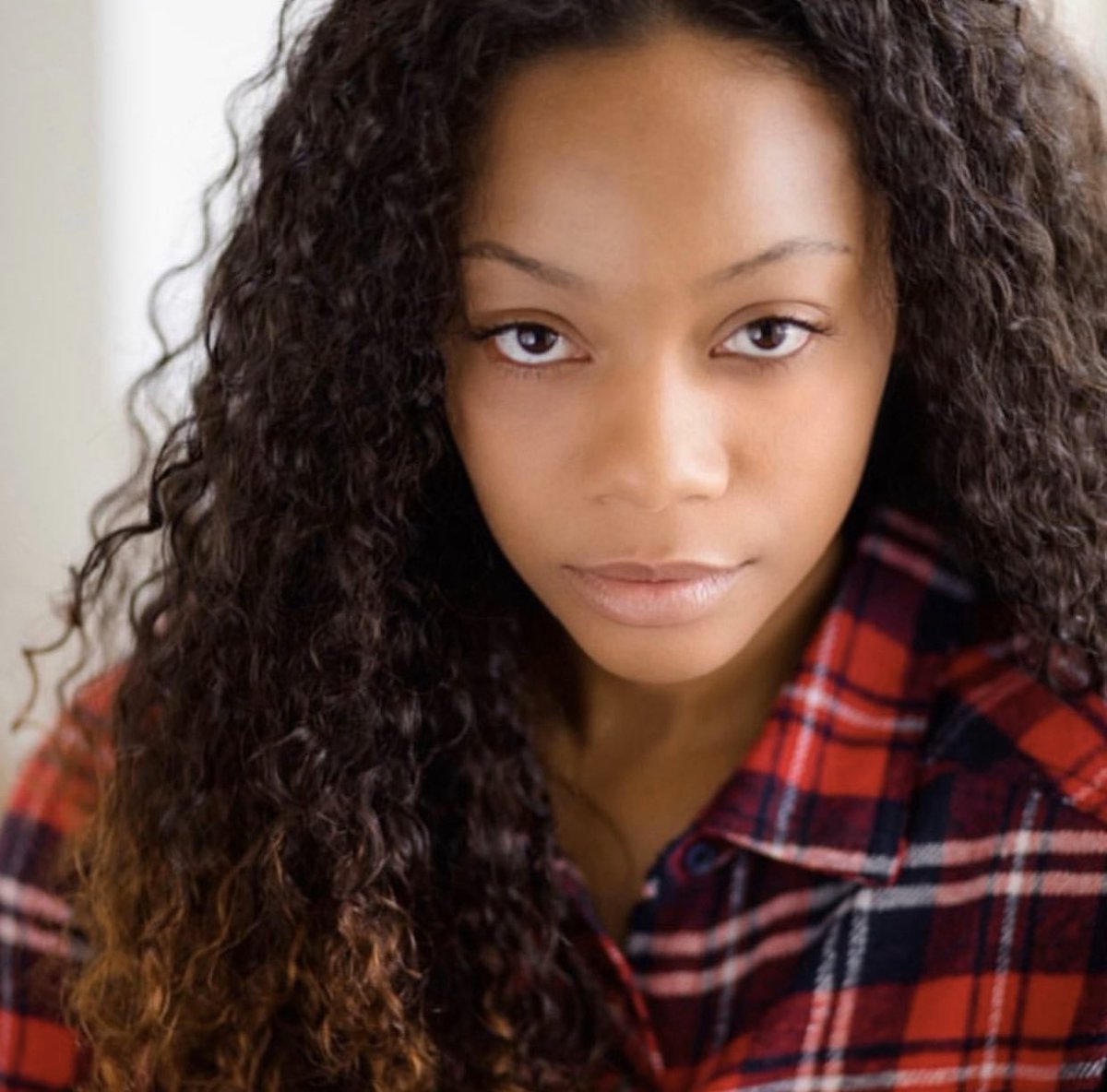 Fingers crossed for actress Emonie Ellison on her recent audition. #LaunchTalent #EmonieEllison #StarLaunching #audition #BeckTalent @emonieellison #follow @beck_talent