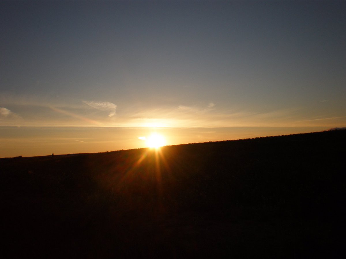 NowVisionNews's tweet photo. Amanecerá y veremos..... Good Night &amp; Good Luck https://t.co/eoW7j27mlt