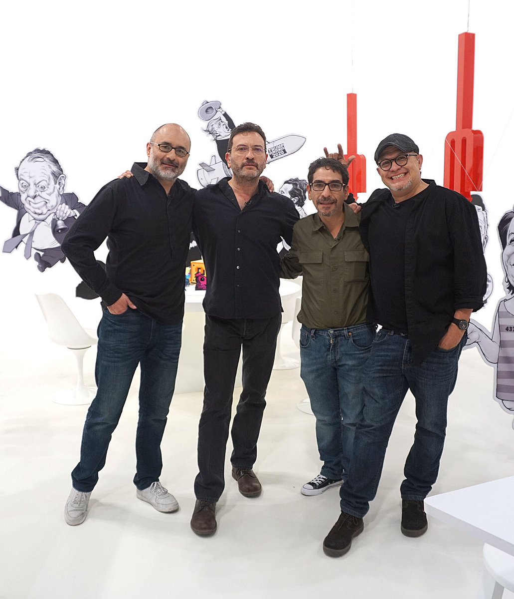 monerohernandez's tweet photo. ¡Pónganle en @Canal22!

#ChamucoTV con @fabriziomejia https://t.co/OZihHYCLiX