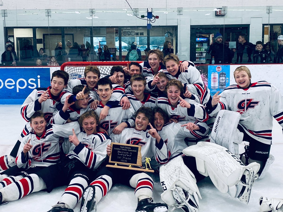 matt_bydal's tweet photo. What a year, what a weekend @forks_red, proud of this group for battling through injuries and ups and downs and sticking together and getting the ultimate prize. Thank you for letting me be part of the journey. https://t.co/La7LgnfI6i