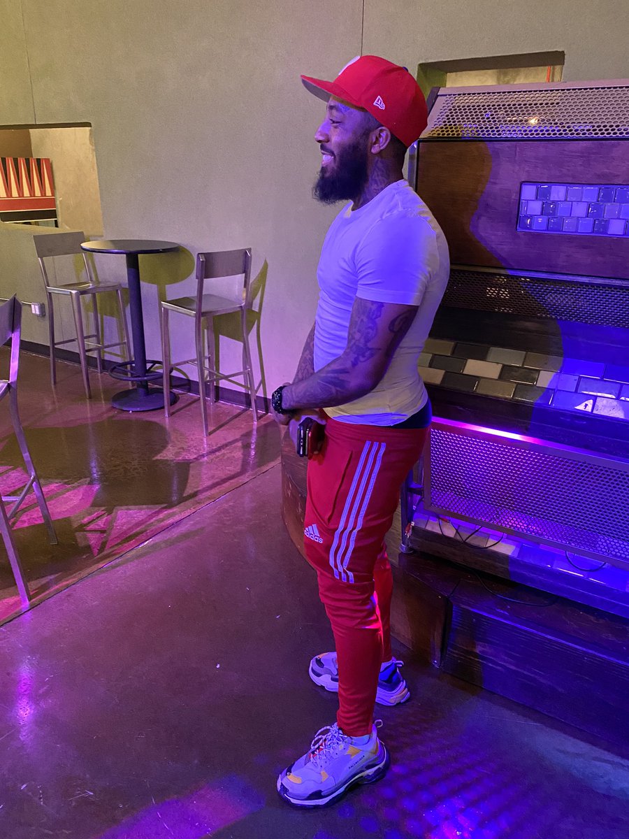 Rick_Money56's tweet photo. Yeaaa I know 😏 https://t.co/2SYtIbbyEN