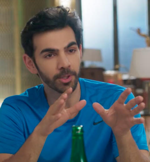 SwanSound18's tweet photo. #KahaanHumKahaanTum Awww he didn't want Bachchans. He wanted Dr.Venkatesan from Chennai to inaugurate his hospital ward lmao!!! https://t.co/PFidds6YVA