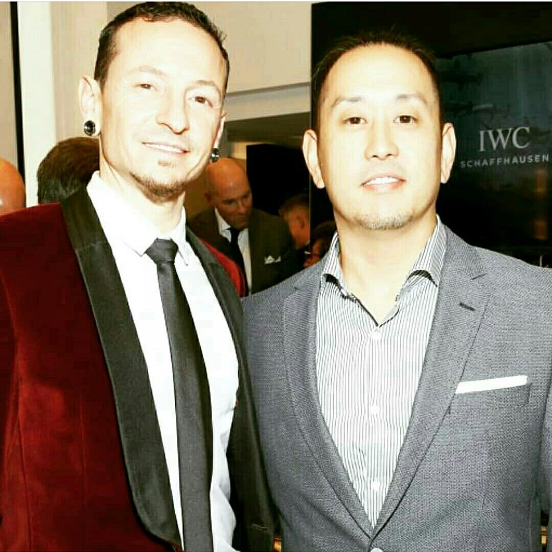 30STMCR_LP_BMTH's tweet photo. Happy Birthday, @MrJoeHahn! πΆπΏπ§ π πππ
----
#HappyBday #JoeHahn #LinkinPark
#MrJoeHahn #DJJoeHahn #43anos
#ChesterBennington #MikeShinoda #BradDelson #RobBourdon #DavePhoenix #MakeChesterProud #HappyBirthdayJoeHahn https://t.co/5F70OwoePA