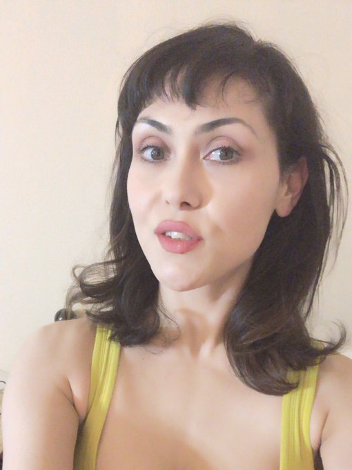 Swelling in my face is going down! Now let&rsquo;s hope this dentist accepts payments, also that I get shoots<a href="/tag/newprofilepic"class="tags"><span>#newprofilepic</span></a>