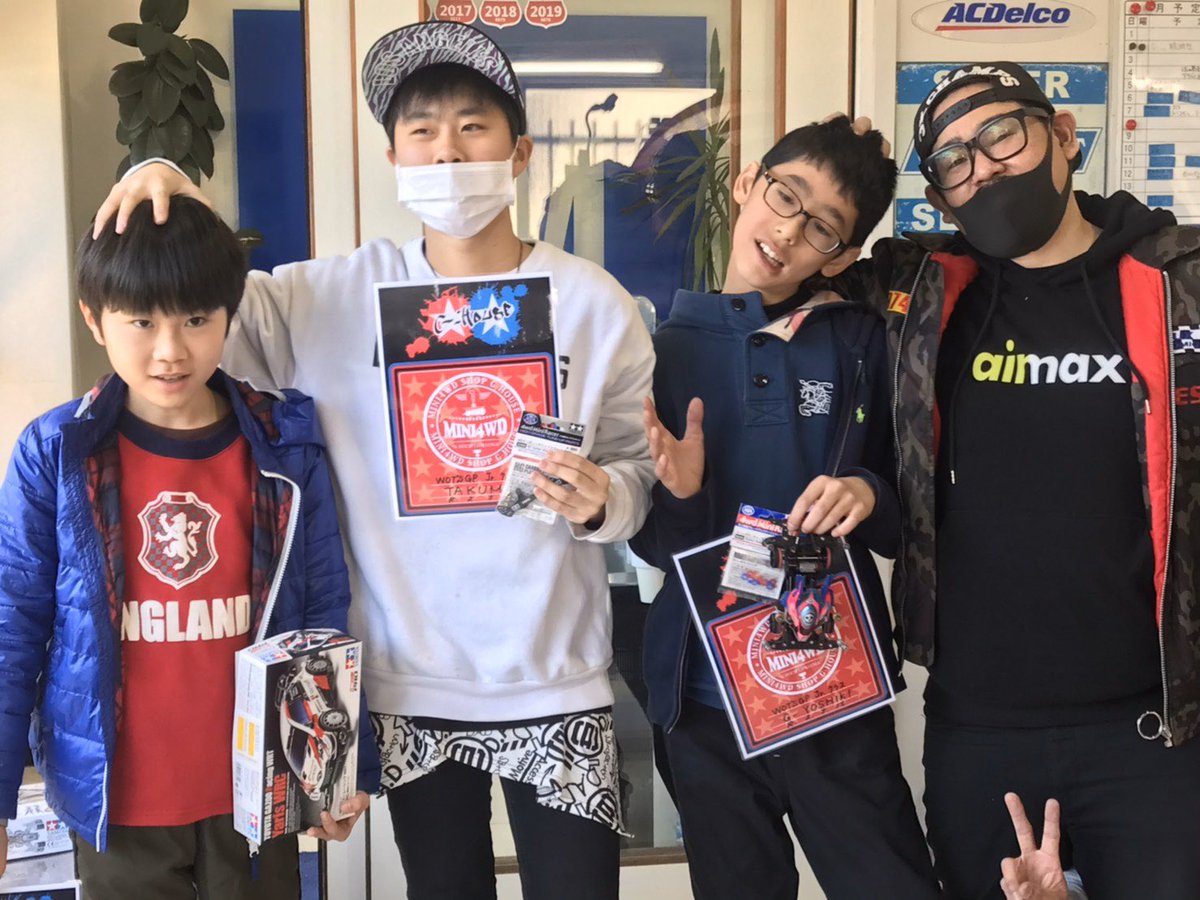 mini4wd_wots's tweet photo. WOT'Sレース今月も大成功❕一日中笑顔が絶えないレースになりました。マスクや消毒にも協力していただき本当感謝致します^_^今後とも皆さんでWOT'Sレースを盛り上げて行きましょう！
keep on running❕
#ミニ四駆
#mini4wd https://t.co/2OmSsK7n8T