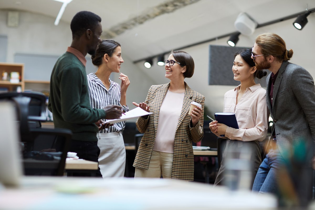 ccs_corporate's tweet photo. If you've had a super financial year celebrate with your team by bringing lunch to them at the office and we'll bring an extra meal for your office hero. https://t.co/b6xgBaAhZZ
#OfficeHero #MarchDeal #Southampton #CorporateCatering https://t.co/nRrOFofOVj