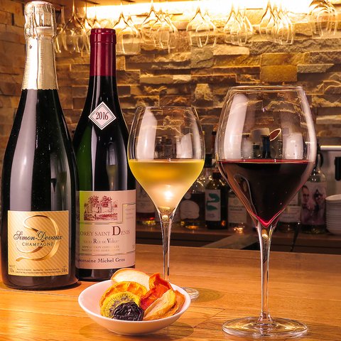 奥池袋 Okuikebukuro おしゃれなお店 で ワイン を１杯 夜の 池袋 でひとときを過ごしませんか Escravo 営業時間 18 00 27 00 奧池袋 南池袋 Escravo おすすめ ワイン ウィスキー ラム 日祝定休 T Co Xt5o9c8od4