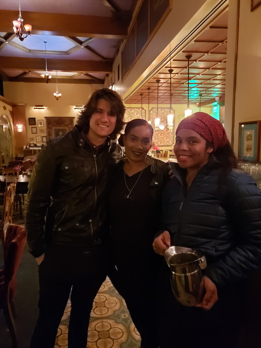 TheColeBrew's tweet photo. Restaurant closed for awhile. We out! Stay positive https://t.co/QucW8eRY0k
