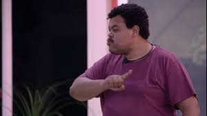 fellipebambam's tweet photo. MILITÂNCIA SELETIVA. 

Babu vitima: CHEIO DE FAMOSO PRA DEFENDER. 

Babu sendo escroto, machista, palavras agressivas e misógino: Famoso queitinhos. 

#FORABABU https://t.co/nDCEP51JbO